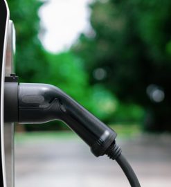 Comment les bornes de recharge transforment l’attractivité des magasins